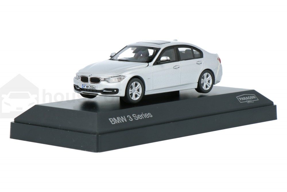 BMW-2-Series-PA-91015_1315929990910154-ParagonBMW-2-Series-PA-91015_Houseofmodelcars_.jpg
