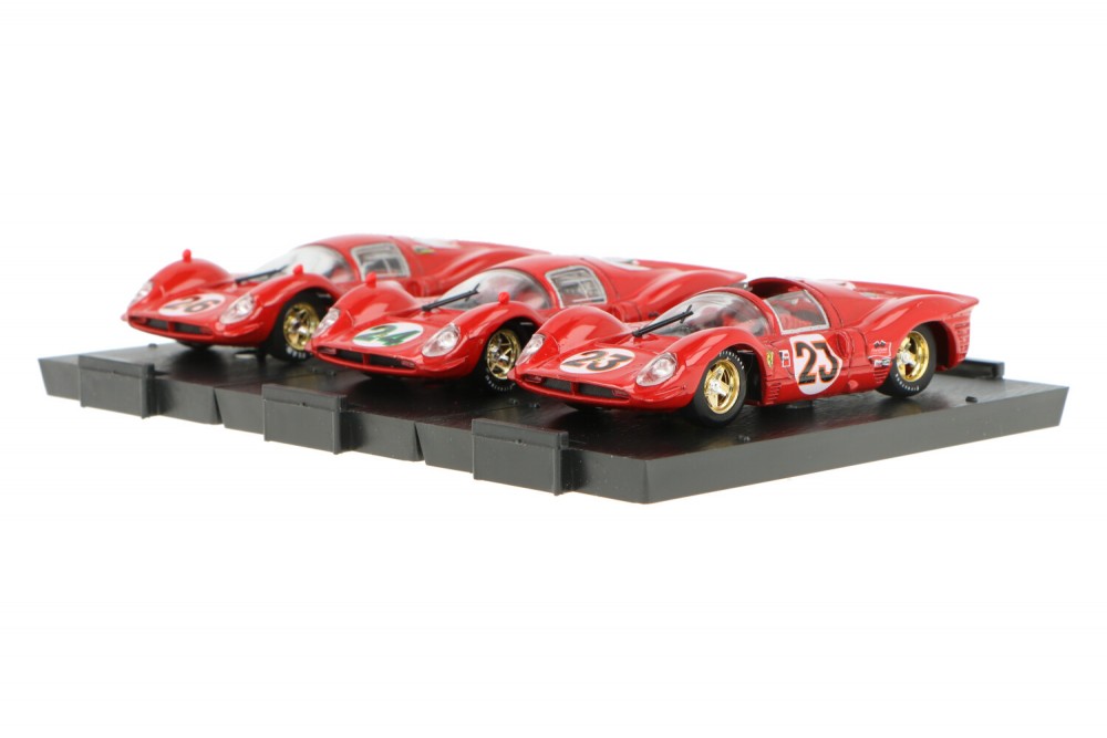 Ferrari-330-P4-24H-Daytona-S026S027S028_13157423355657683Ferrari-330-P4-24H-Daytona-S026S027S028_Houseofmodelcars_.jpg