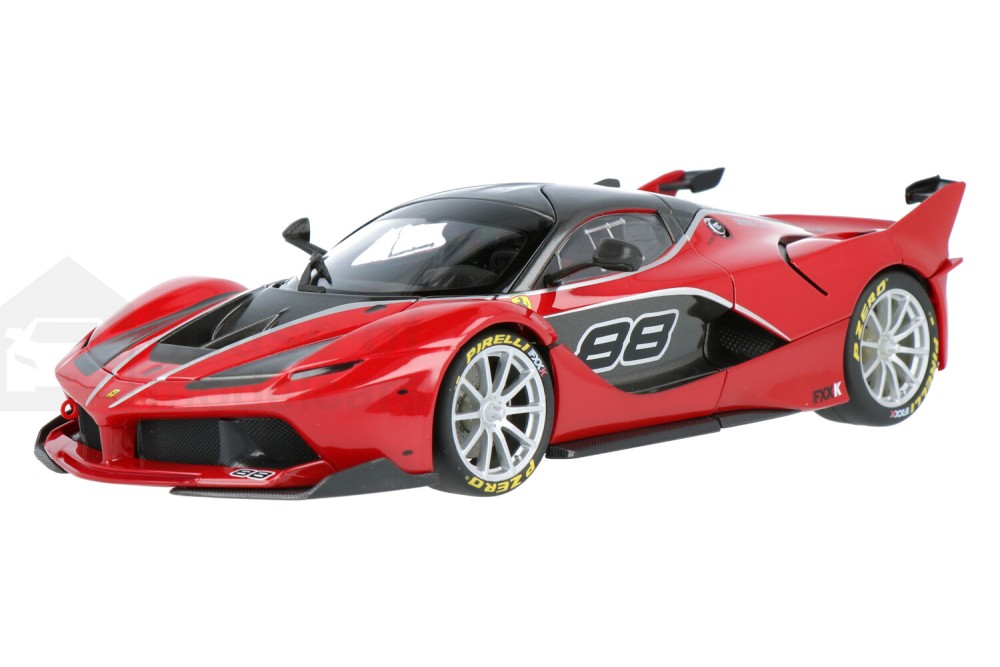 Ferrari-FXXK-18-16907_13154893993169078-BburagoFerrari-FXXK-18-16907_Houseofmodelcars_.jpg