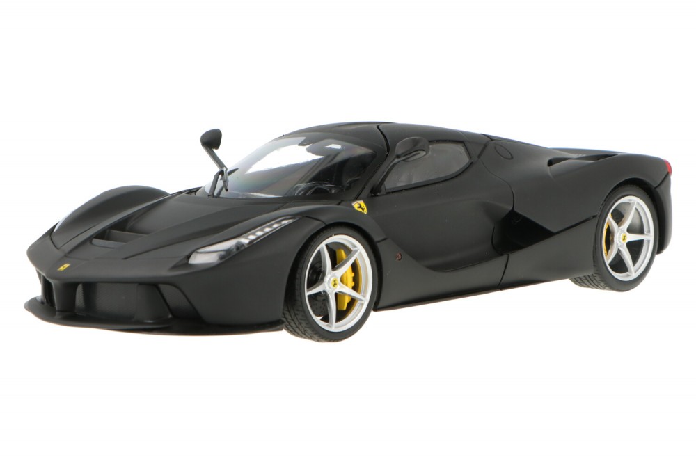 Ferrari-LaFerrari-BLY53_1315746775375638Ferrari-LaFerrari-BLY53_Houseofmodelcars_.jpg