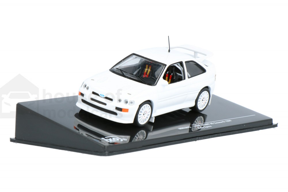 Ford-Escort-RS-Cosworth-Rally-MDCS025_13154895102327614-IxoFord-Escort-RS-Cosworth-Rally-MDCS025_Houseofmodelcars_.jpg