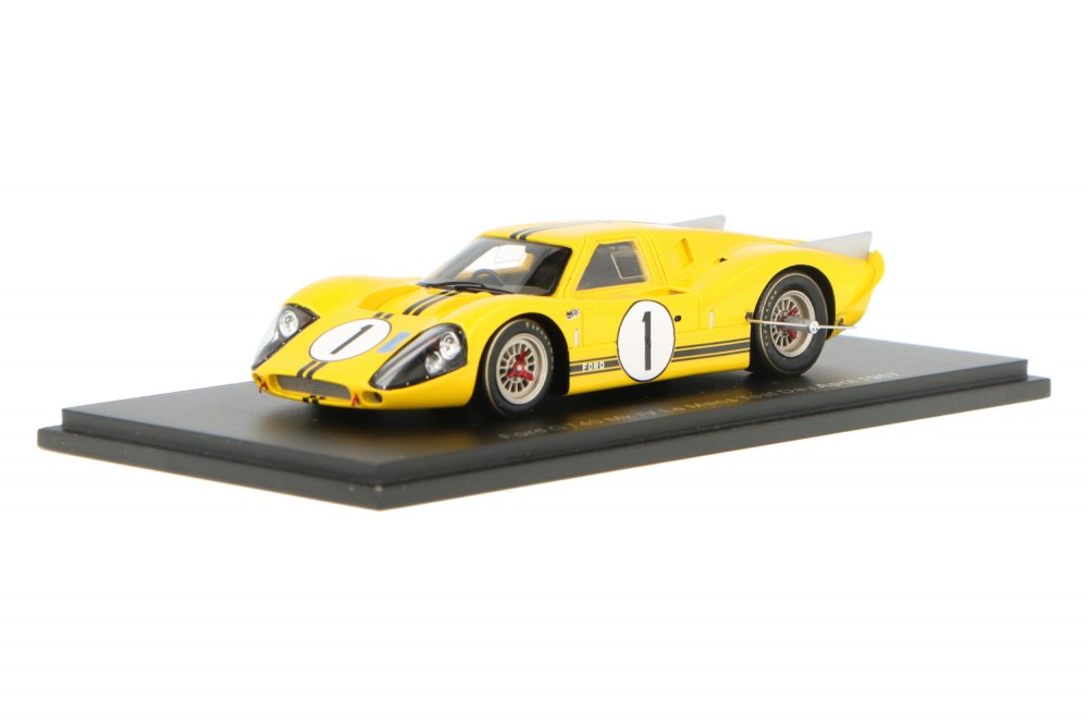 Ford-GT40-S4545_13159580006945457Ford-GT40-S4545_Houseofmodelcars_.jpg