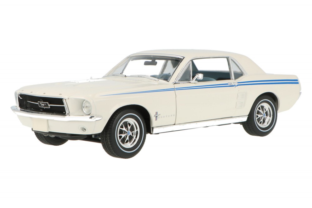Ford-Mustang-Coupé-13584_1315810027497154Ford-Mustang-Coupé-13584_Houseofmodelcars_.jpg