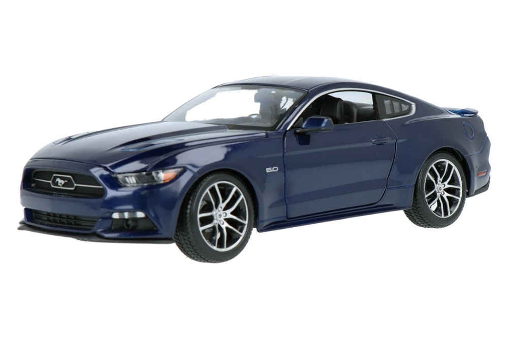 Ford-Mustang-GT-38133_1315090159381334-MaistoFord-Mustang-GT-38133_Houseofmodelcars_.jpg