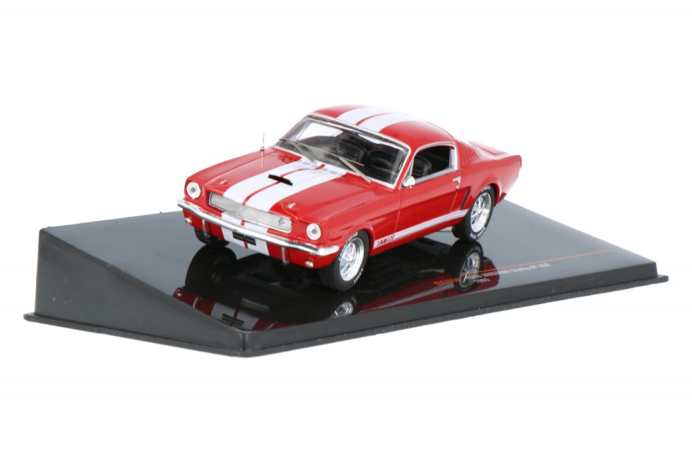 Ford-Mustang-Shelby-GT350-CLC335N_13154895102327874Ford-Mustang-Shelby-GT350-CLC335N_Houseofmodelcars_.jpg