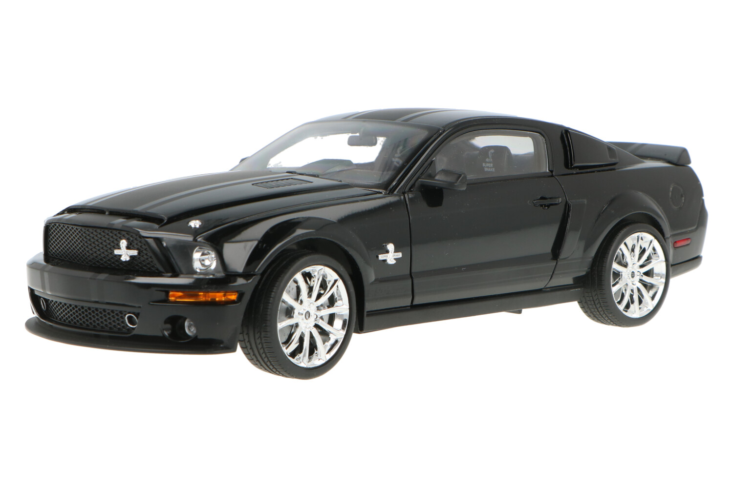 Ford-Mustang-Shelby-GT500-SC303_1315814770013036Ford-Mustang-Shelby-GT500-SC303_Houseofmodelcars_.jpg