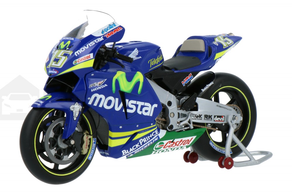 Honda-RC211V-MotoGP-Sete-Gibernau-122051015_13154012138065499-MinichampsHonda-RC211V-MotoGP-Sete-Gibernau-122051015_Houseofmodelcars_.jpg