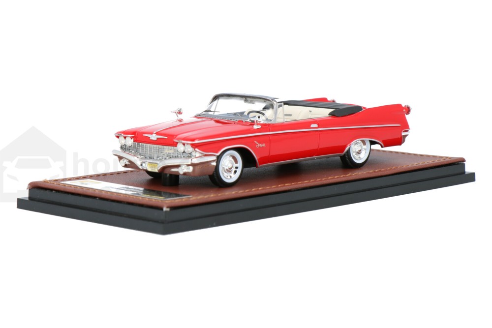 Imperial-Crown-Convertible-GLM131001_1315GLM131001-GLMImperial-Crown-Convertible-GLM131001_Houseofmodelcars_.jpg