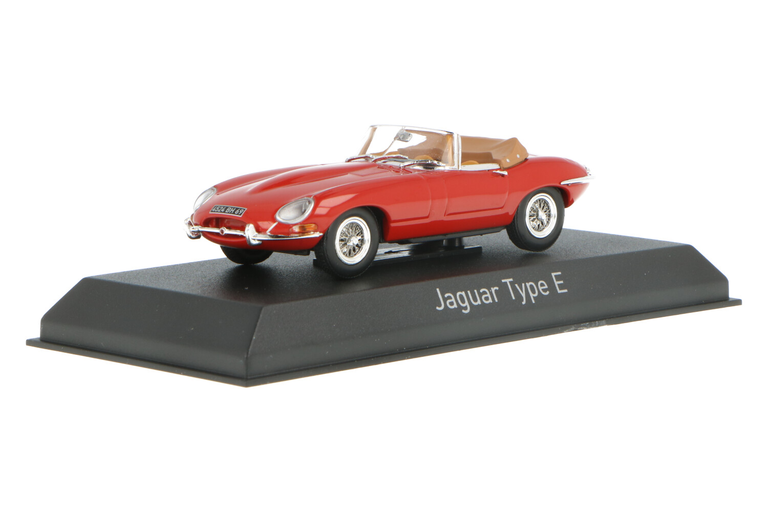 Jaguar-E-type-270062_63153551092700622Jaguar-E-type-270062_Houseofmodelcars_.jpg