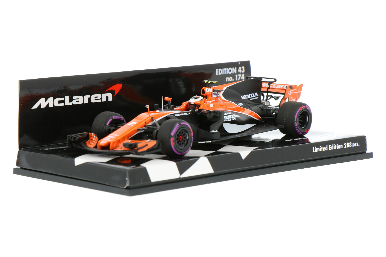 McLaren-MCL32-537174602_33154012138149564-Minichamps-McLaren-MCL32-537174602_Houseofmodelcars_.jpg