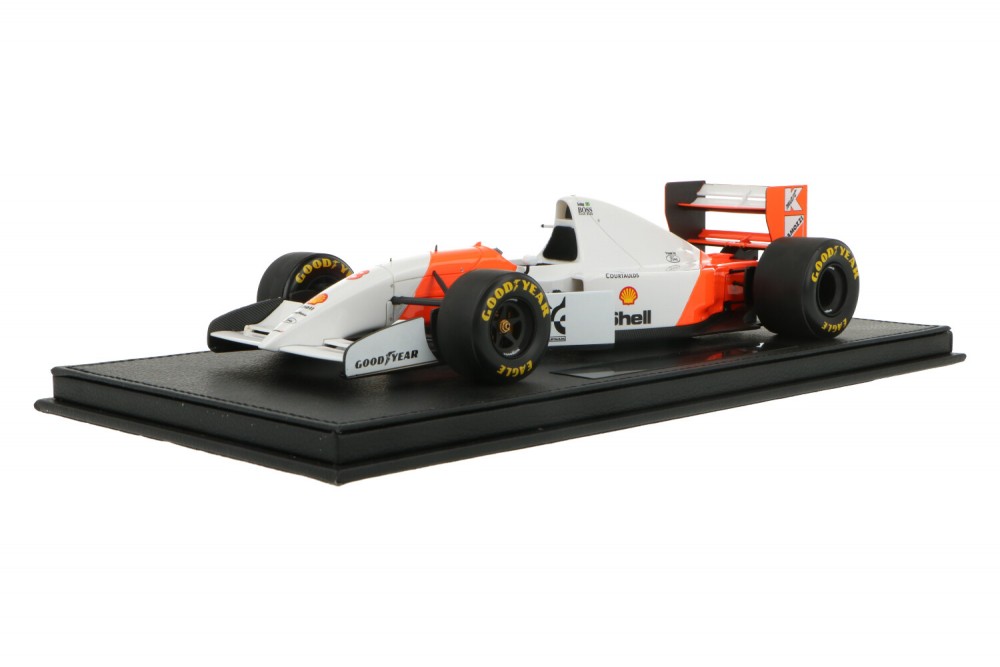McLaren-MP4-8-Ayrton-Senna-GP52A_13157423355611678McLaren-MP4-8-Ayrton-Senna-GP52A_Houseofmodelcars_.jpg