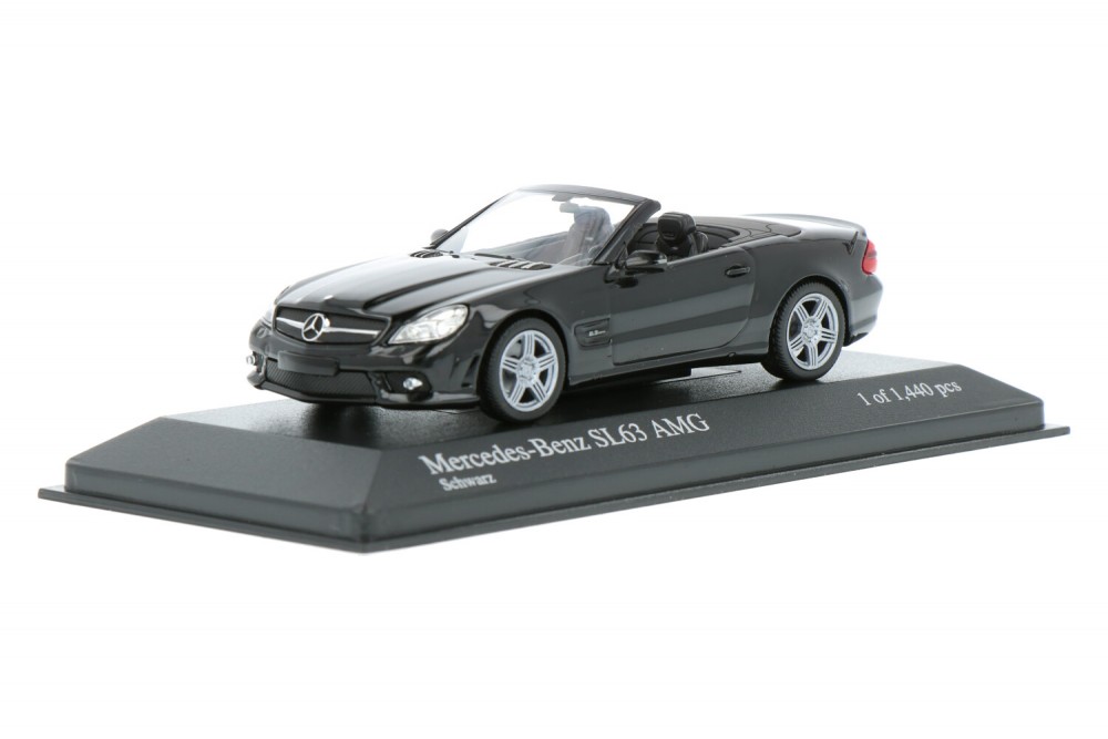 Mercedes-Benz-SL63-AMG_13154012138092365-Minichamps_Houseofmodelcars_.jpg