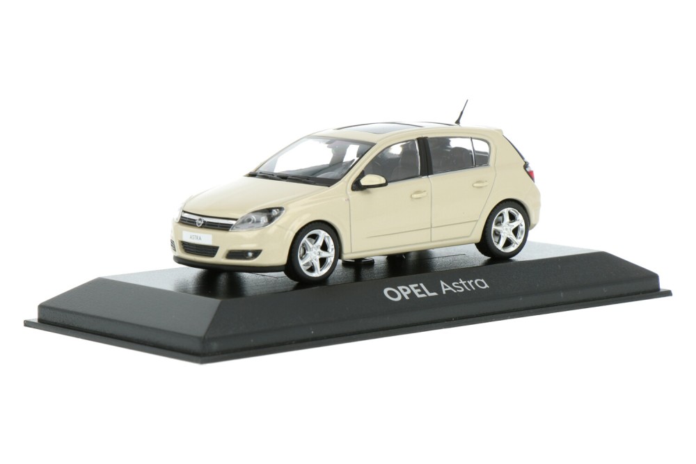 Opel-Astra-7445902890831_13157445902890831-Minichamps_Houseofmodelcars_.jpg