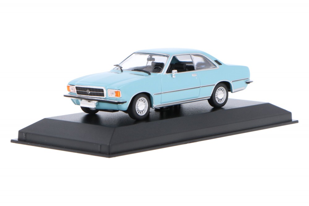 Opel-Rekord-D-Coupe-940044021_13154012138762213Frank PendersOpel-Rekord-D-Coupe-940044021_Houseofmodelcars_.jpg