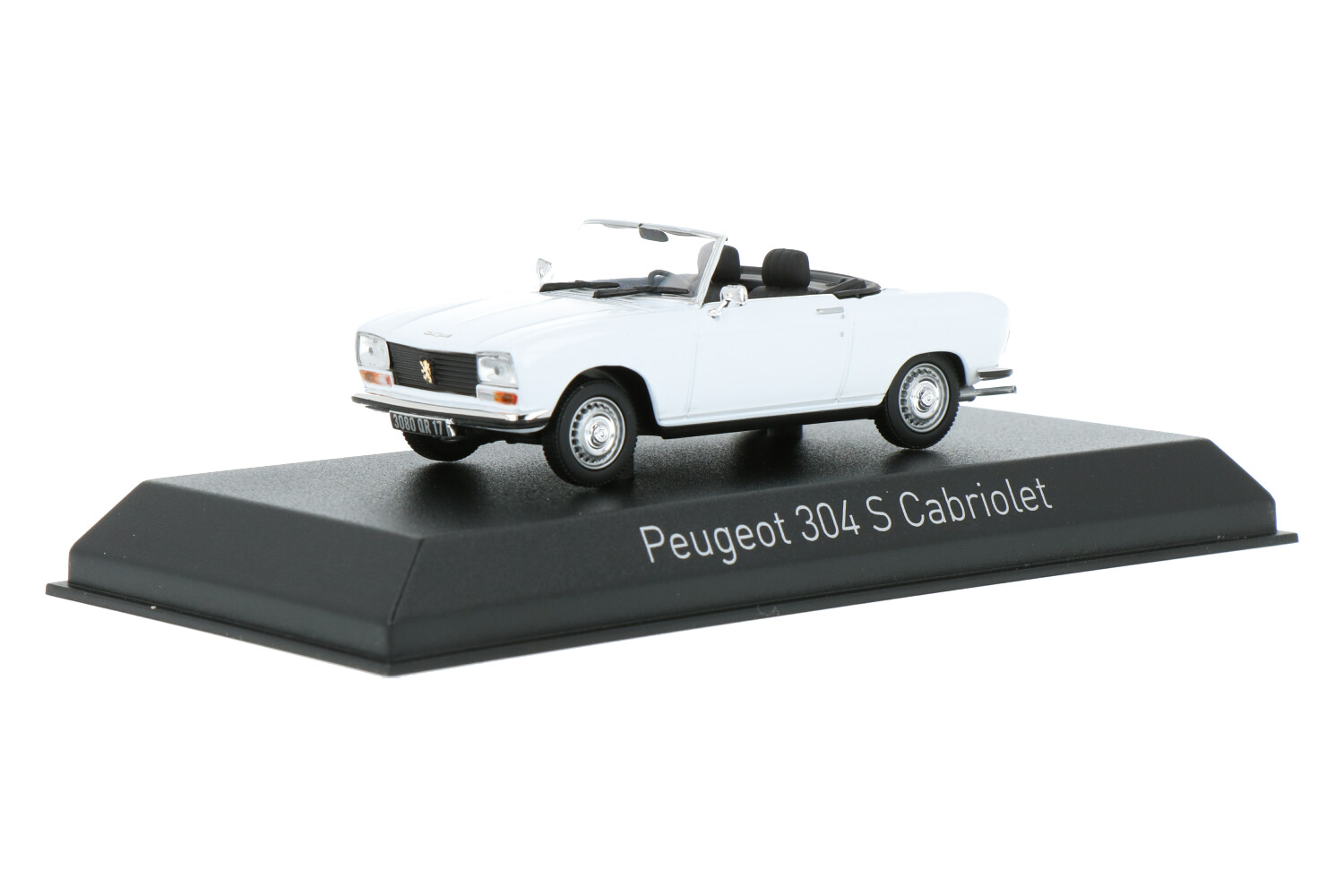 Peugeot-304-S-Cabriolet-473410_13153551094734106-Norev_Houseofmodelcars_.jpg