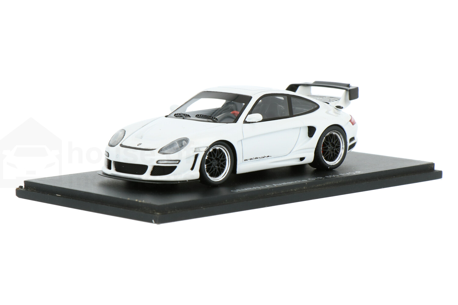 Porsche-911-Gemballa-GTR-S0719_63159580006907196-Spark-Porsche-911-Gemballa-GTR-S0719_Houseofmodelcars_.jpg