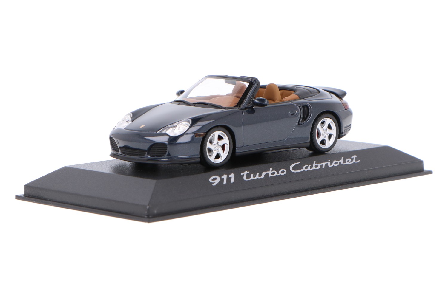 Porsche-911-Turbo-Cabriolet-WAP02010114_1315WAP02010114Frank PendersPorsche-911-Turbo-Cabriolet-WAP02010114_Houseofmodelcars_.jpg