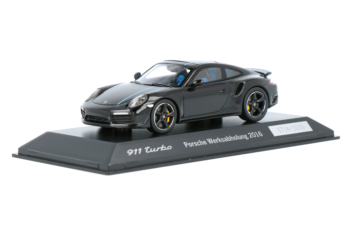 Porsche-911-Turbo-WAX02022016_1315WAX02022016-Spark_Houseofmodelcars_.jpg