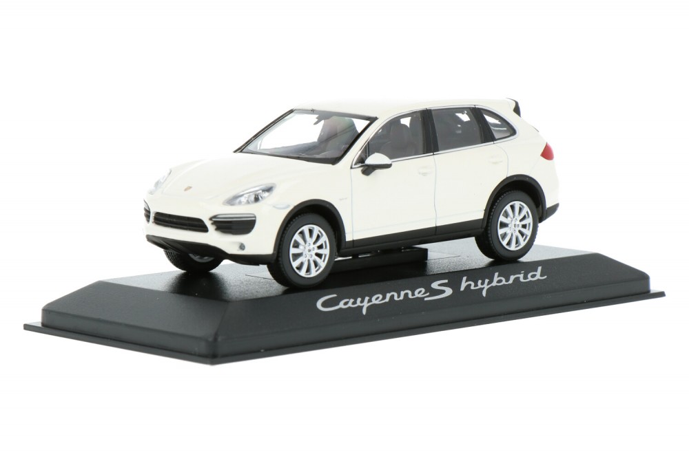 Porsche-Cayenne-S-Hybrid-WAP0200040B_1315WAP0200040B-Minichamps_Houseofmodelcars_.jpg