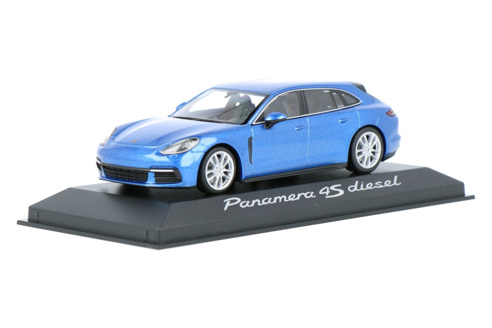 Porsche-Panamera-4S-Diesel-WAP0207600H_1315WAP0207600H-Minichamps_Houseofmodelcars_.jpg