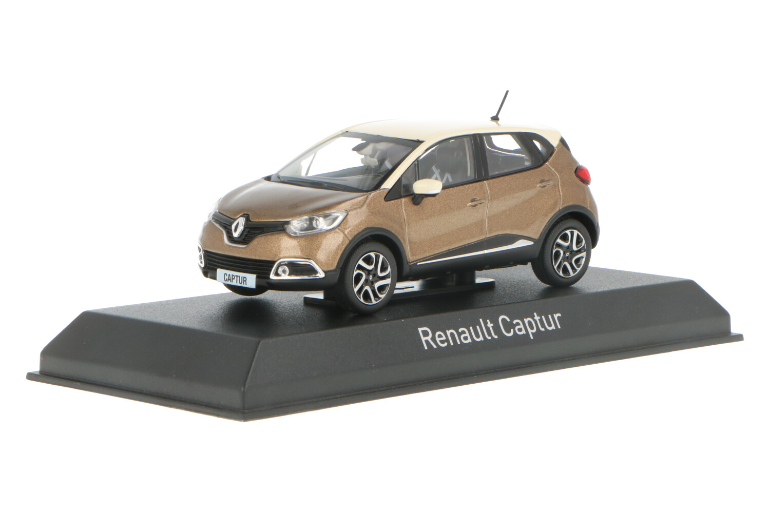 Renault-Captur-517774_13153551095177742Renault-Captur-517774_Houseofmodelcars_.jpg