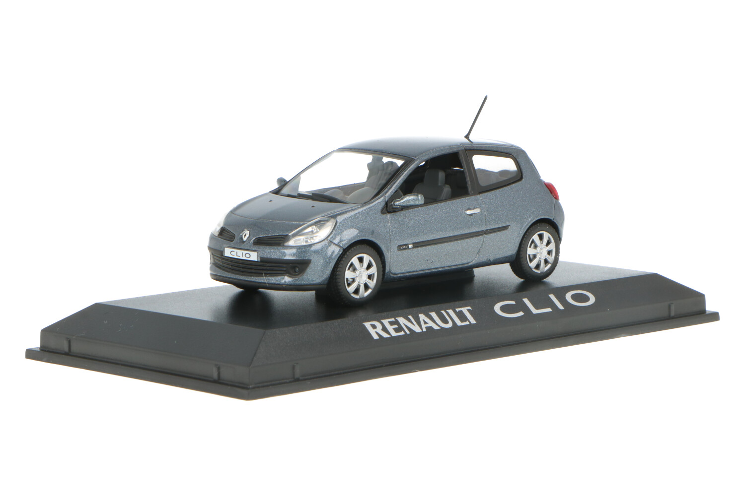 Renault-Clio-517532_13153551095175328Renault-Clio-517532_Houseofmodelcars_.jpg