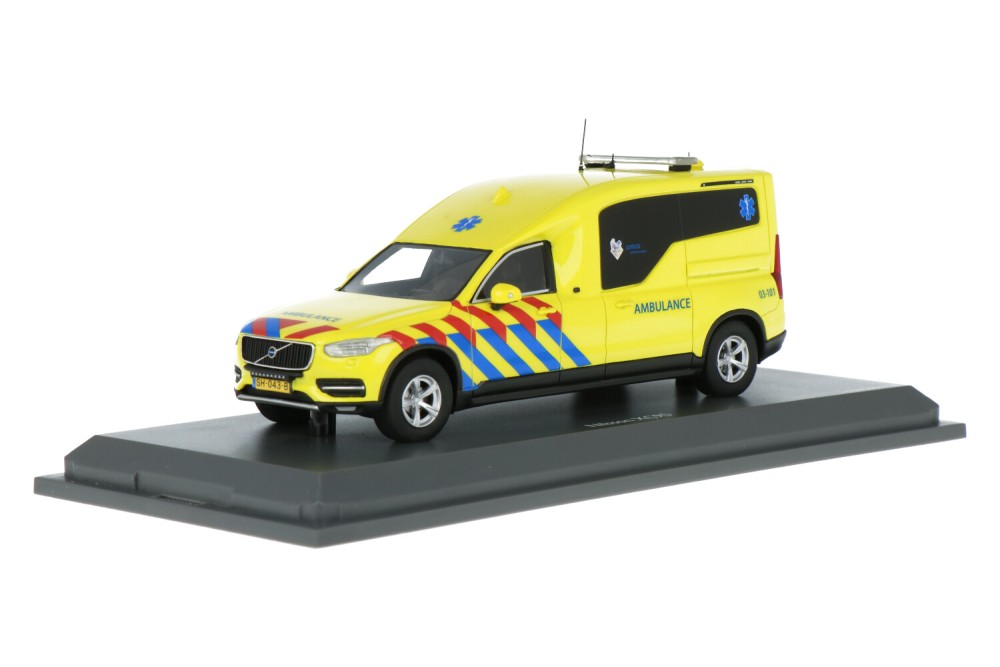 Volvo-XC90-Nilsson-Ambulance-450909500_13154007864017836Volvo-XC90-Nilsson-Ambulance-450909500_Houseofmodelcars_.jpg